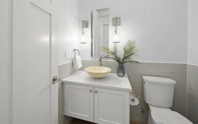 Maritime Manor in Siesta Key