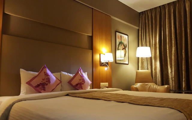 Royal Orchid Central, Vadodara