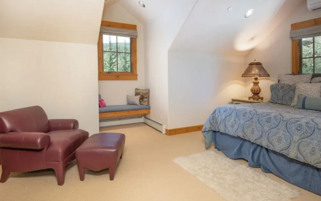 Snowberry by Elevation Accommodations