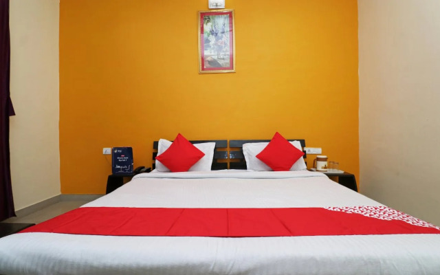 Oyo 19848 Hotel Saraswati Palace