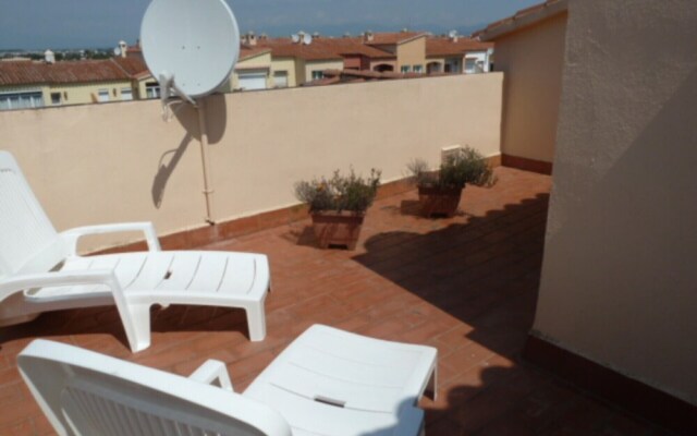 205-apartamento con Piscina Comunitaria