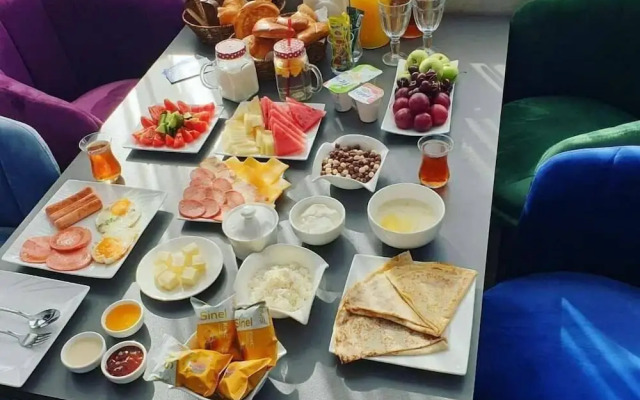 Eco Boutique Emerald Hotel