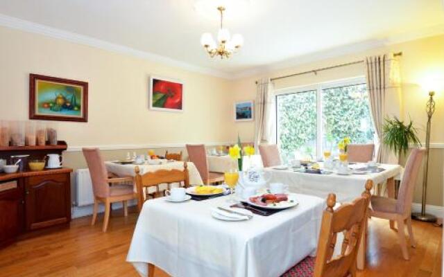 Salthill B&B Ocean Villa