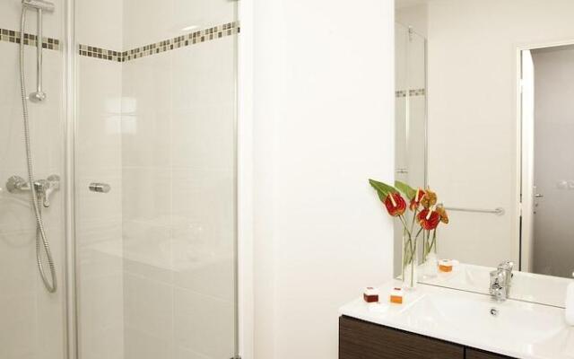 Sejours & Affairs Paris Bag