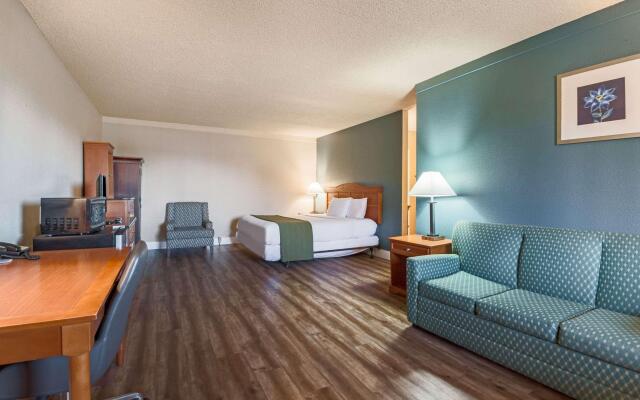 Rodeway Inn Portland Airport Hotel