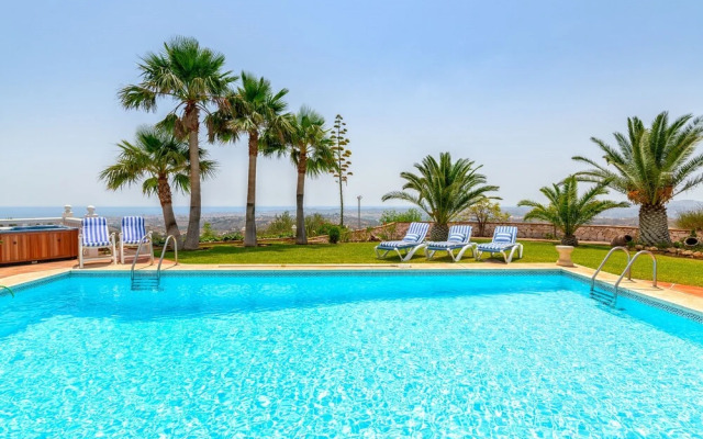 Solaga - Villa Media Luna