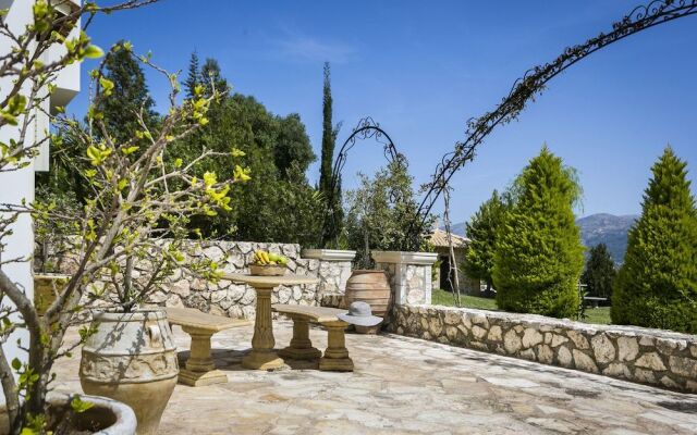 Evi's Gardens