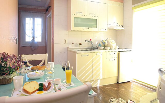 taean badamaru pensyeon