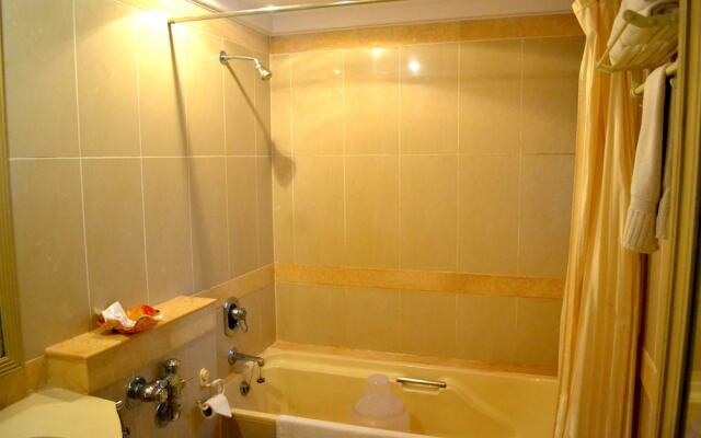 Kohinoor Samudra Beach Resort