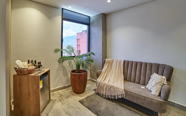 Eutopiq Hotel