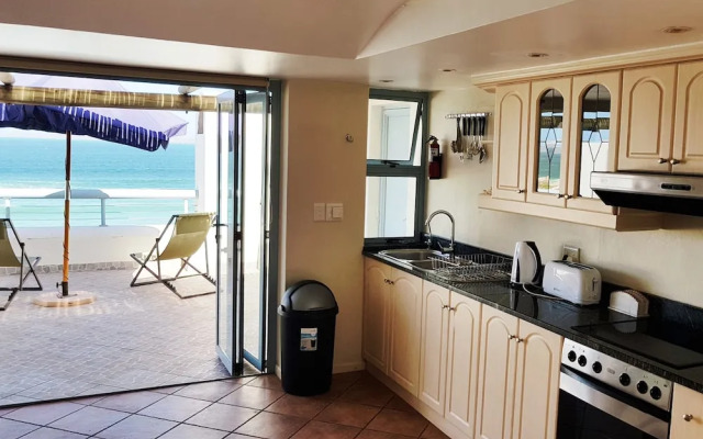2 On the Beach 2 Self catering