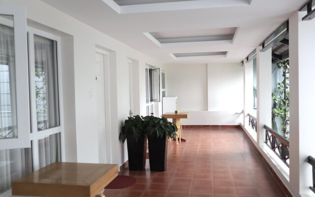 Hoang Loc Villa Hotel