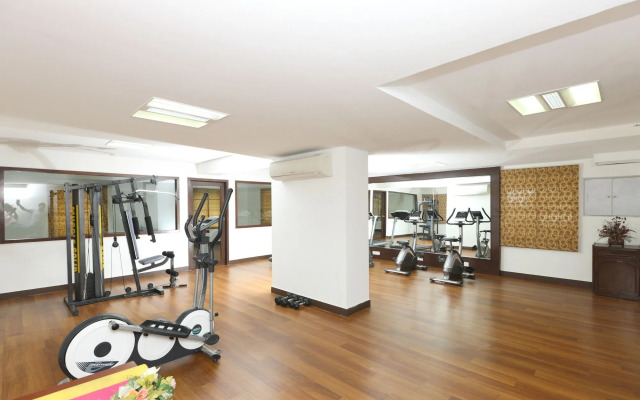 OYO 37 SilverKey Thuraipakkam