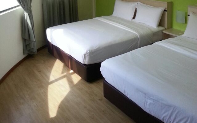 Merlin Hotel