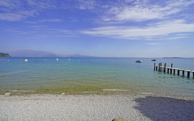 Specchio sul Lago in Manerba del Garda