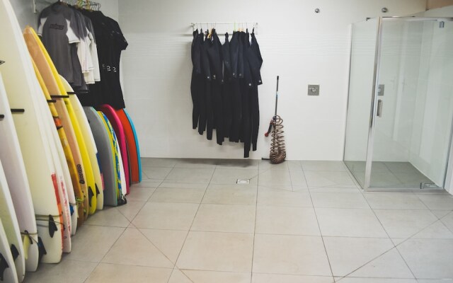 Body surf house