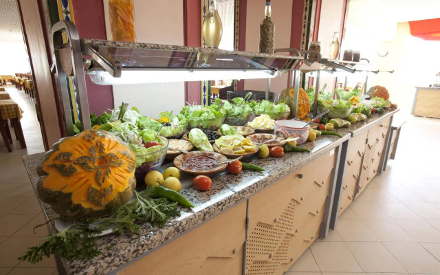 Hotel Dar Khayam