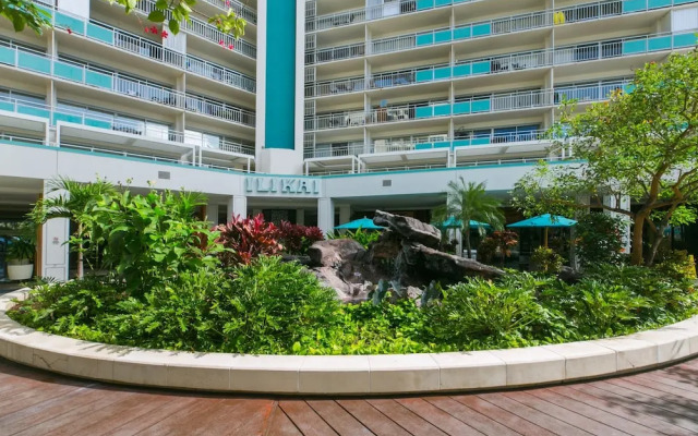 Ilikai Tower 1934 Condo with Fully Equipped Kitchen - Great for longer stays! by RedAwning