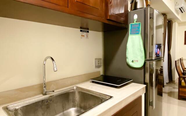 Modern Look 2Br At Meikarta Apartment