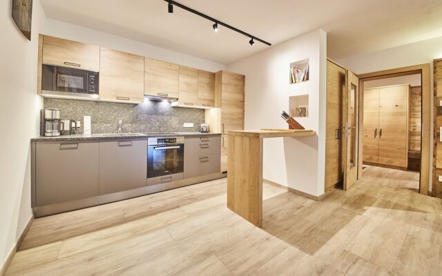 The Peak - Premium Apartments
