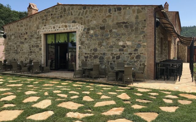 Tuscany Equestrian