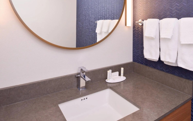 Fairfield Inn & Suites by Marriott Bakersfield Central