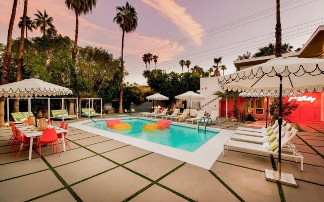 The Wesley Flat 3 in Palm Springs