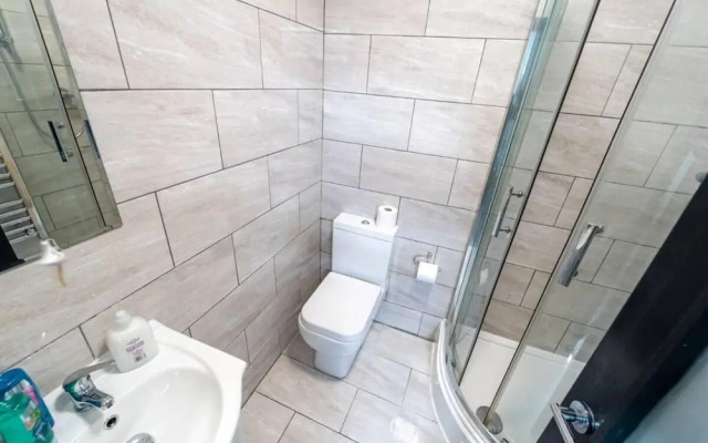 1 Bedroom Studio Near the City