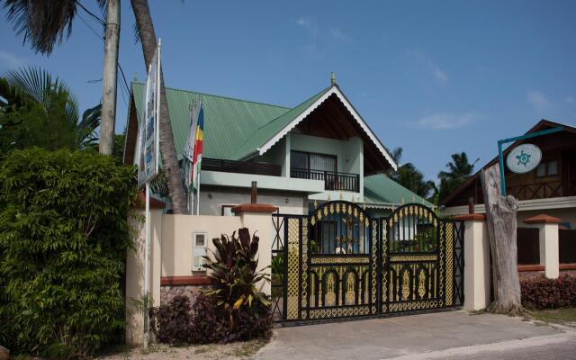 Le Relax Beach House - La Digue