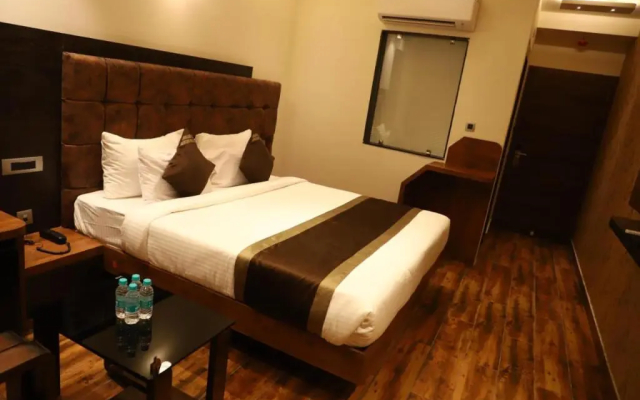 Hotel Emperio Grand