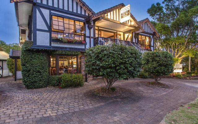 Montville Mountain Inn