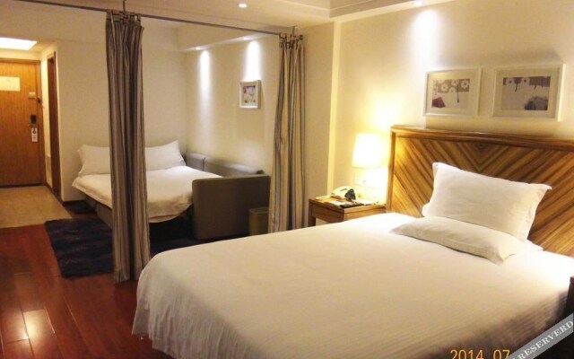 GreenTree Inn Jiujiang Xunyang Road Apartment Hotel