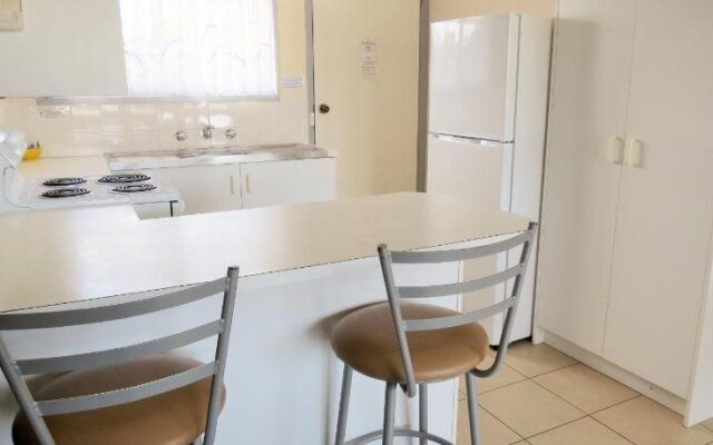 Chapman Court Holiday Units