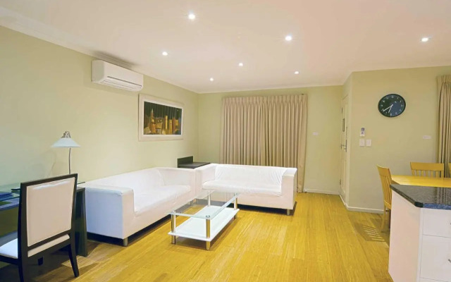 Buckingham Apartments