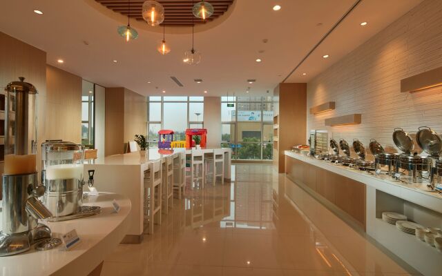 Holiday Inn Express Luoyang Yichuan by IHG