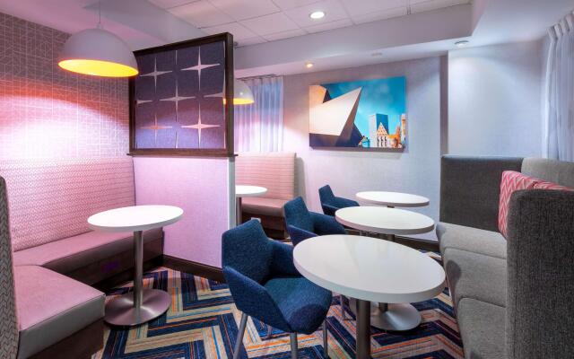 Hampton Inn Denver-International Airport