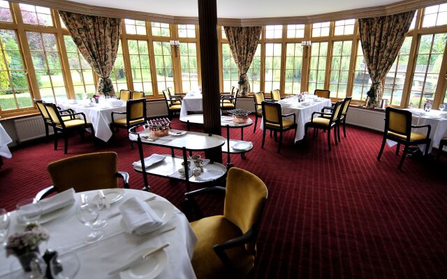 French Horn Hotel