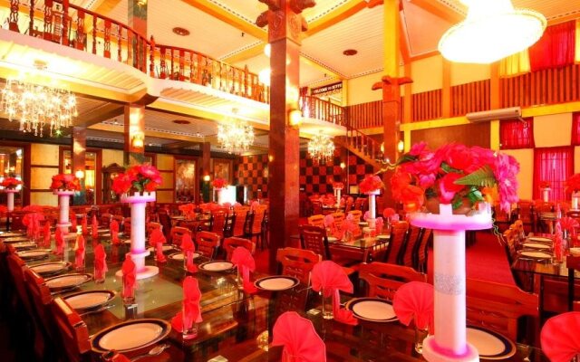 Delma Mount View Hotel