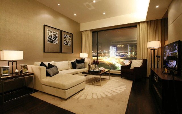 eStay Residence Poly World Trading Center