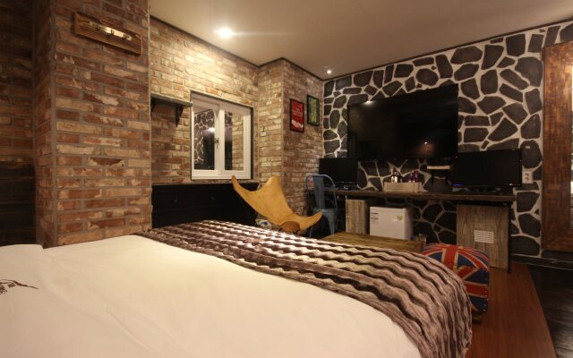 Gallery Hotel