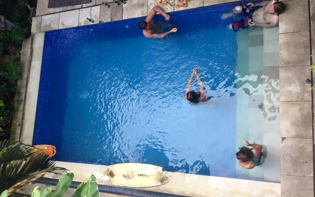 Canggu Surf Hostel