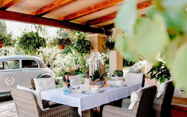 Luxury Italian Villa With Pool & Air Conditioning