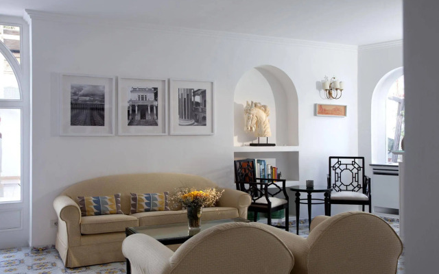 Hotel Canasta