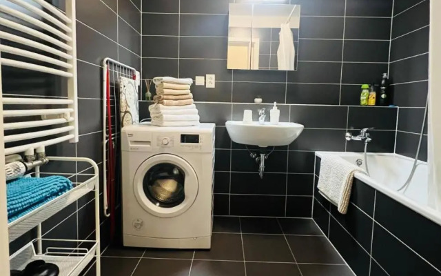 Maria Apartments - Free Parking