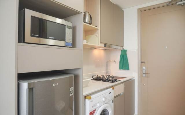 Best Comfy Studio At Gold Coast Apartment