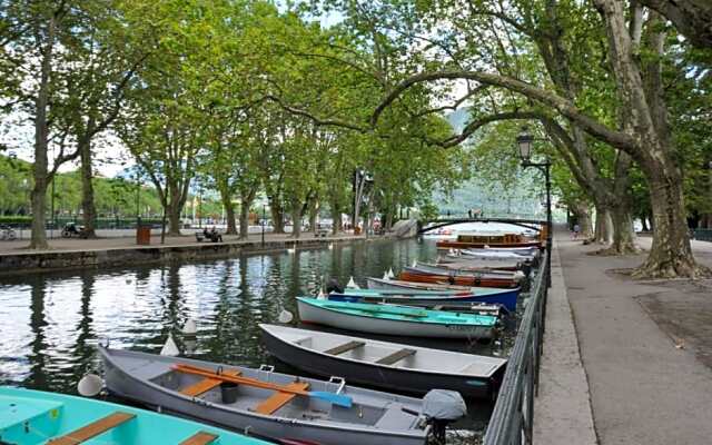 Hotel The Originals Annecy Nord (ex P'tit-Dej Hotel)