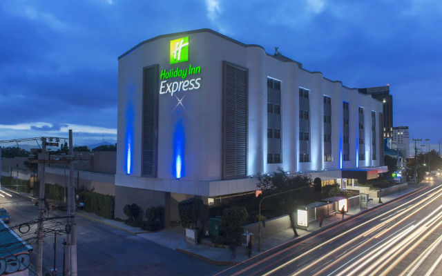 Holiday Inn Express Mexico - Toreo by IHG