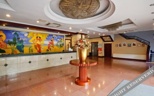 Tianting Business Hotel (Hefei Pedestrian Street)