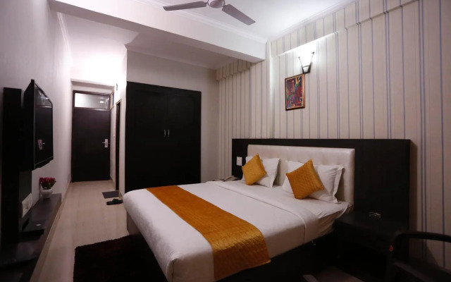 Paradise Ganga - A River Side Hotel