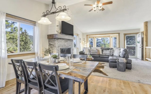 Cedar Chalet